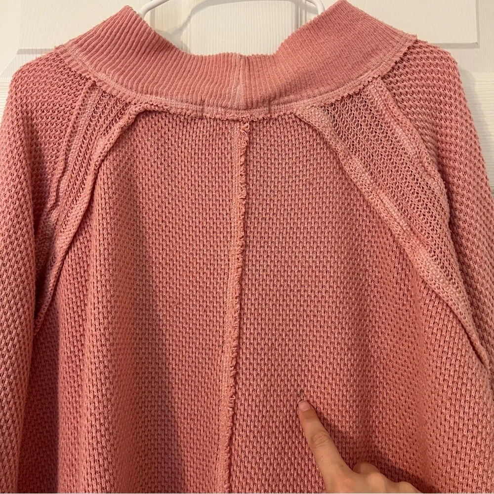 Free People We The Free She’s a Keeper Oversized Thermal Small Pink Sweater Top
